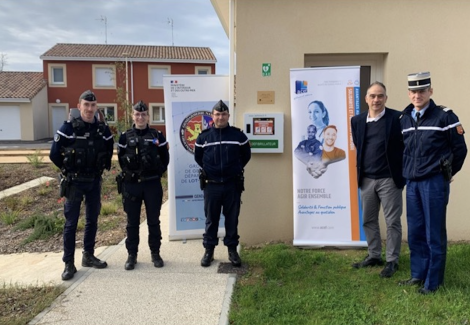 Inauguration défibrillateur Brigade Tonneins 
